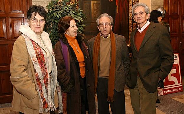 Ángel y Jesús, con sus respectivas esposas, Carmen y Aurora, en 2007.